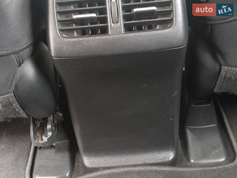 Внедорожник / Кроссовер Honda CR-V 2013 в Харькове