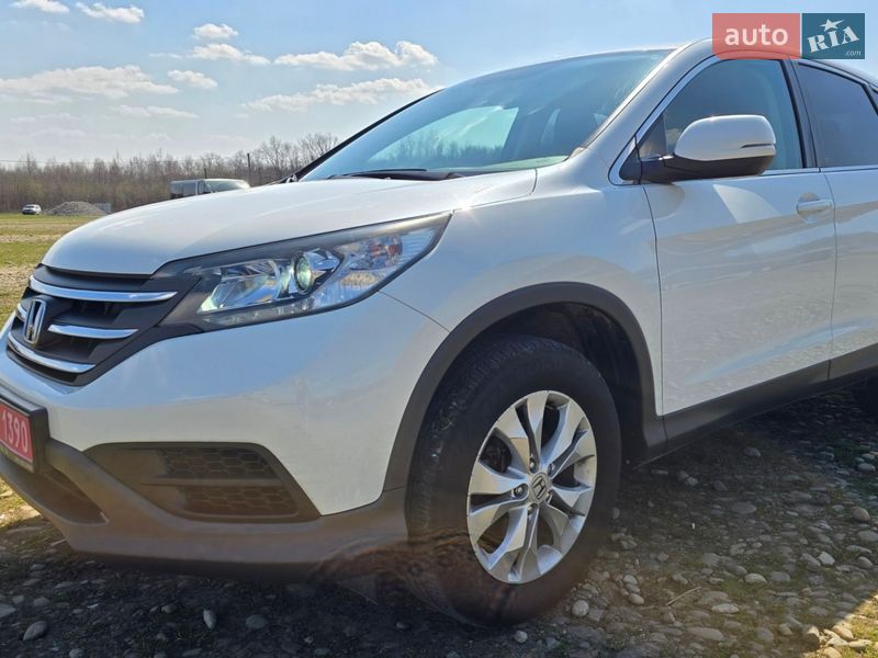 Внедорожник / Кроссовер Honda CR-V 2014 в Ивано-Франковске