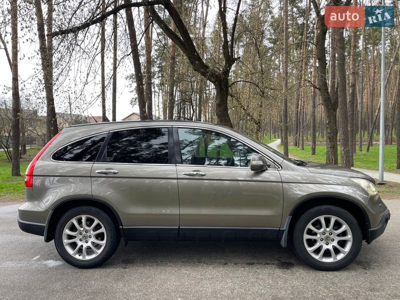 Внедорожник / Кроссовер Honda CR-V 2008 в Киеве