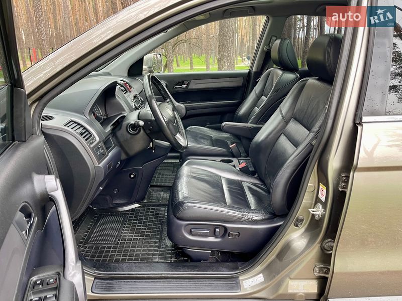 Внедорожник / Кроссовер Honda CR-V 2008 в Киеве
