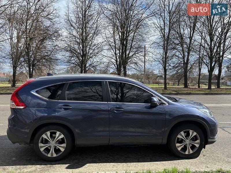 Позашляховик / Кросовер Honda CR-V 2013 в Сумах