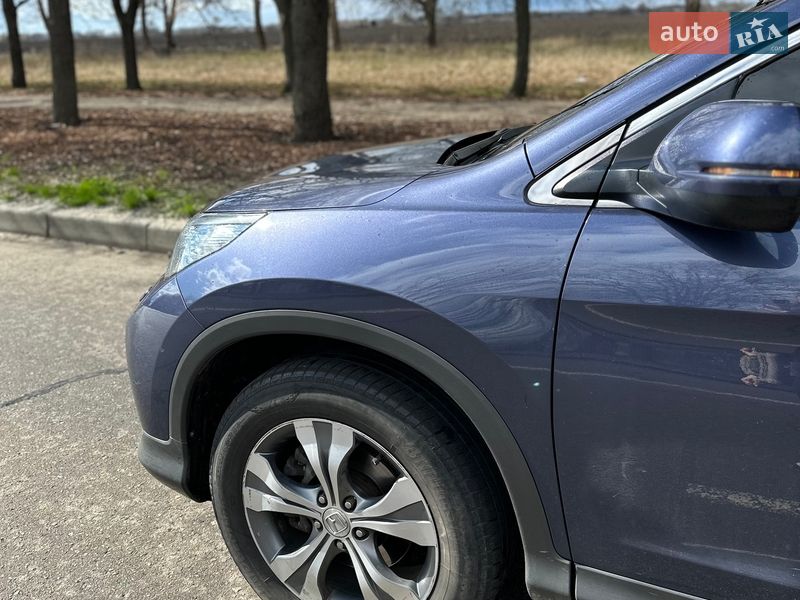 Позашляховик / Кросовер Honda CR-V 2013 в Сумах