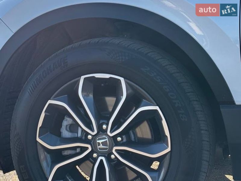 Внедорожник / Кроссовер Honda CR-V 2021 в Киеве