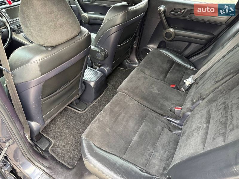 Позашляховик / Кросовер Honda CR-V 2011 в Радивиліві