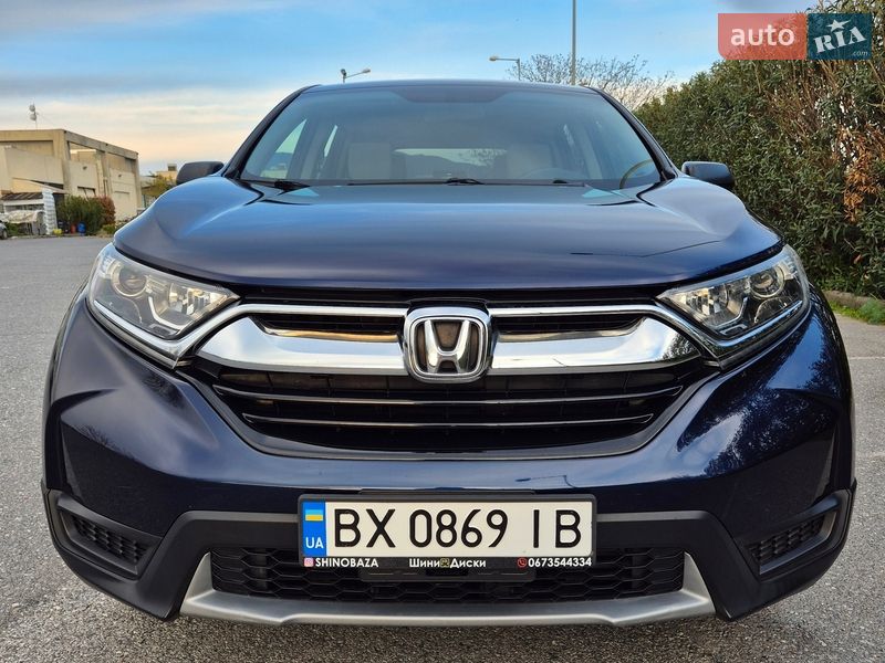 Внедорожник / Кроссовер Honda CR-V 2018 в Киеве