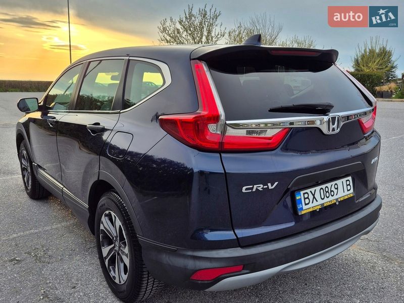 Внедорожник / Кроссовер Honda CR-V 2018 в Киеве