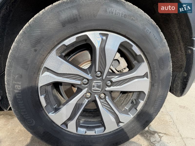 Внедорожник / Кроссовер Honda CR-V 2019 в Липовце