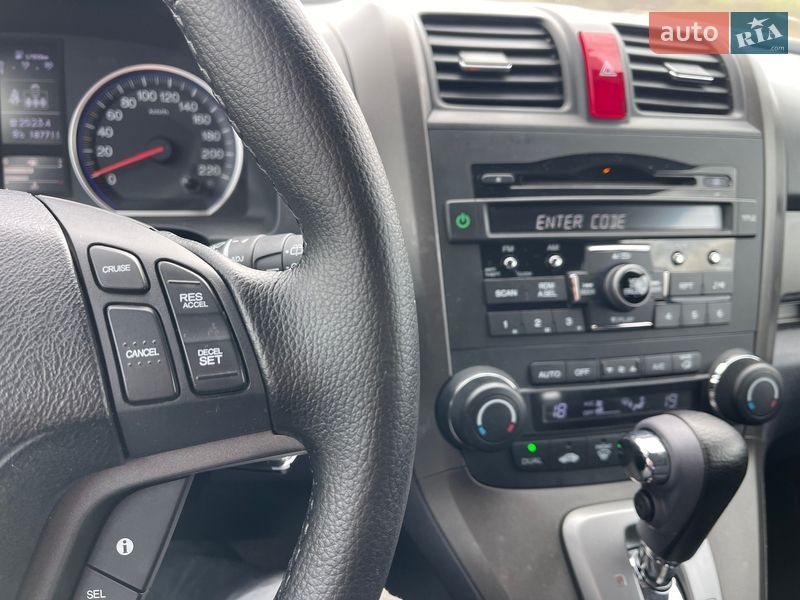 Внедорожник / Кроссовер Honda CR-V 2011 в Киеве