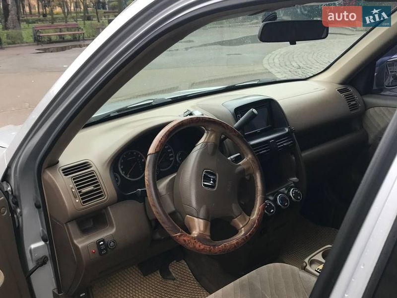 Позашляховик / Кросовер Honda CR-V 2003 в Києві