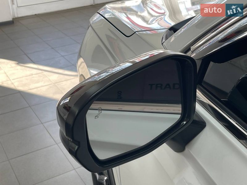 Внедорожник / Кроссовер Honda CR-V 2023 в Киеве