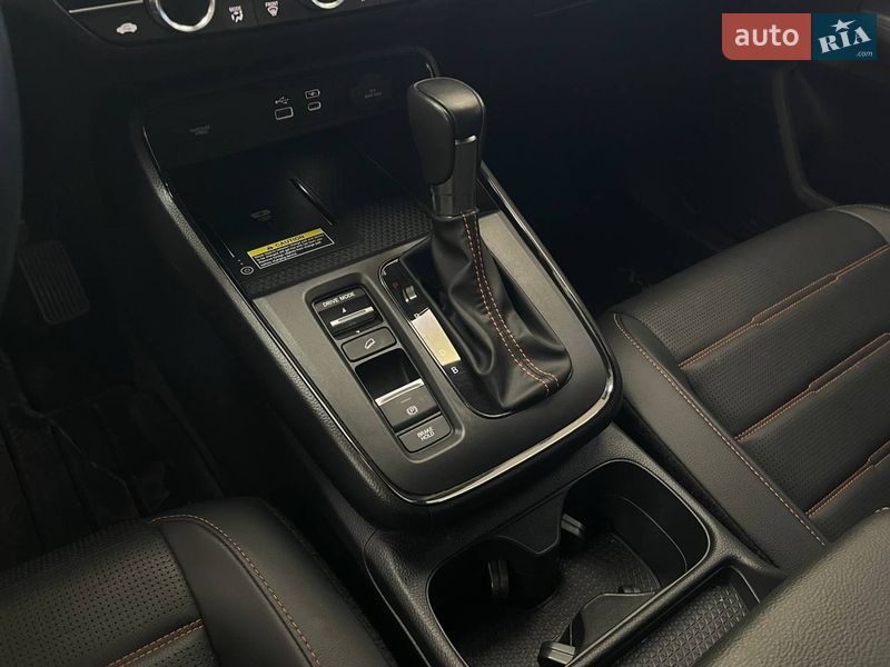 Внедорожник / Кроссовер Honda CR-V 2023 в Киеве