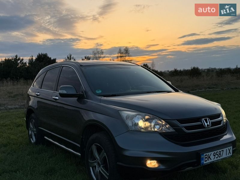 Внедорожник / Кроссовер Honda CR-V 2010 в Радивилове
