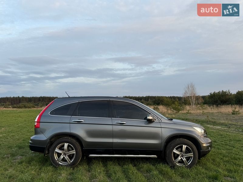 Внедорожник / Кроссовер Honda CR-V 2010 в Радивилове