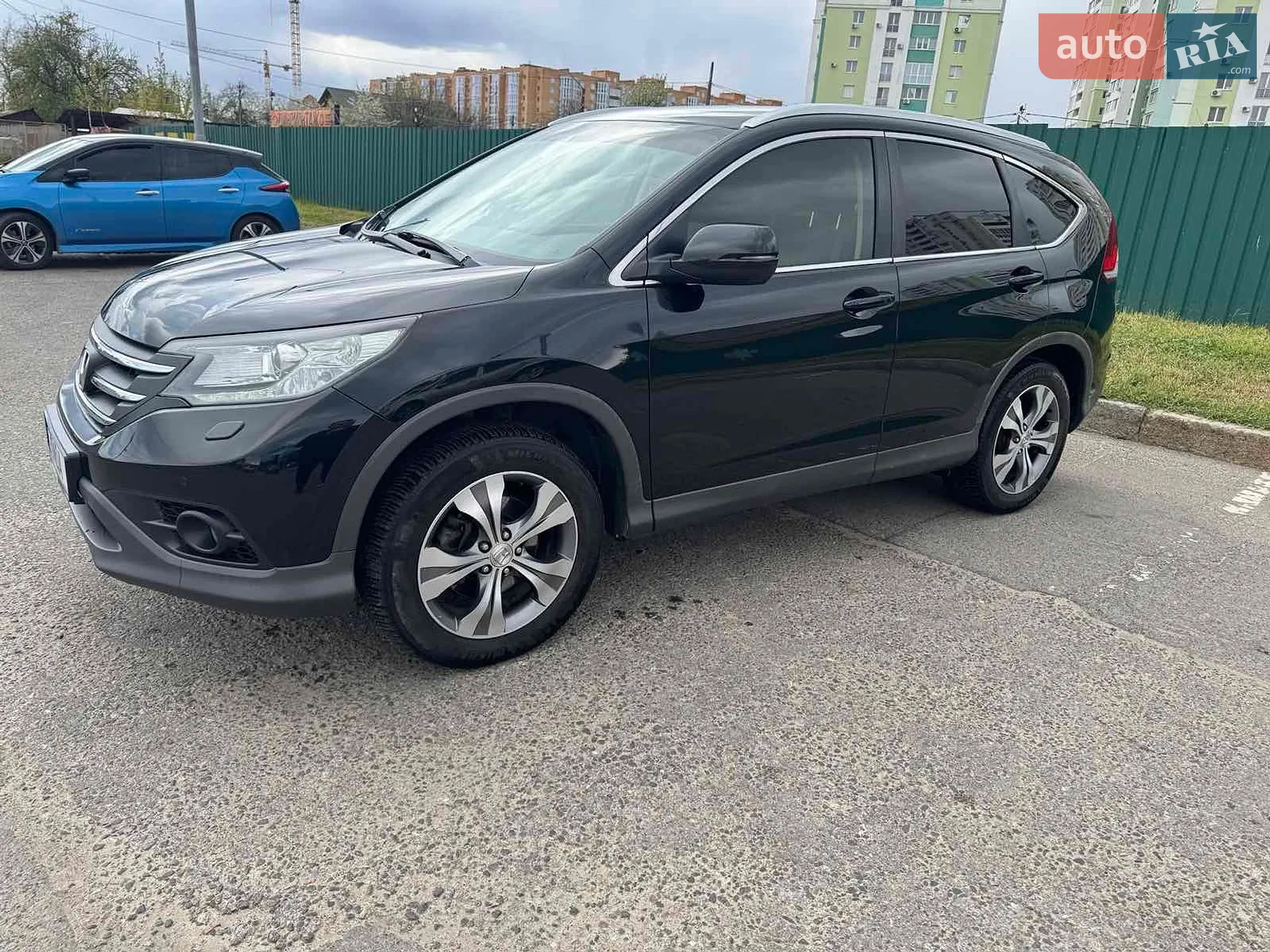 Honda CR-V 2014 VIN SHSRE6890EU000594 фото оголошення 3 з 23