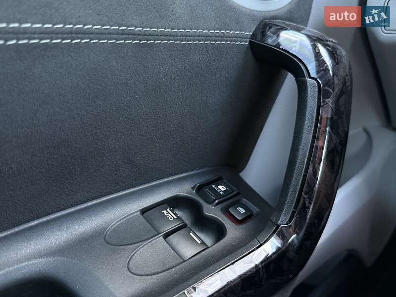 Хэтчбек Honda CR-Z 2010 в Киеве