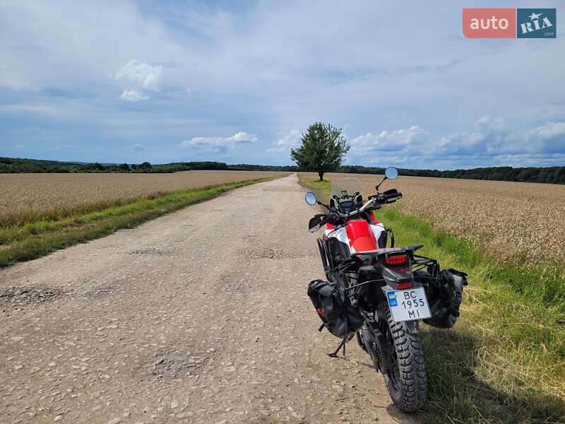 Мотоцикл Позашляховий (Enduro) Honda CRF 1000L Africa Twin 2017 в Львові