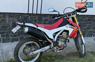 Мотоцикл Кросс Honda CRF 250L 2013 в 