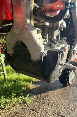 Мотоцикл Кросс Honda CRF 250R 2012 в 