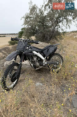 Мотоцикл Кросс Honda CRF 250R 2009 в 
