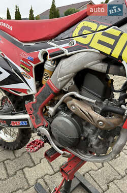 Мотоцикл Кросс Honda CRF 250R 2017 в 