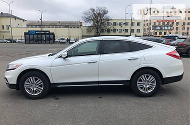 Позашляховик / Кросовер Honda Crosstour 2013 в 