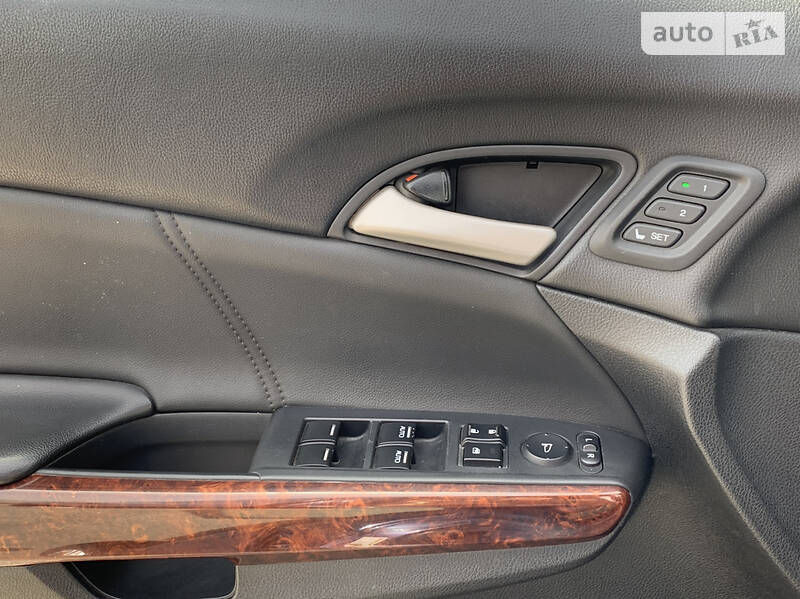 Хетчбек Honda Crosstour 2012 в Дніпрі