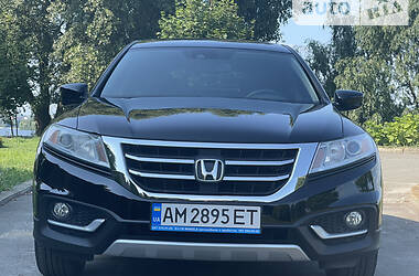 Внедорожник / Кроссовер Honda Crosstour 2013 в Киеве