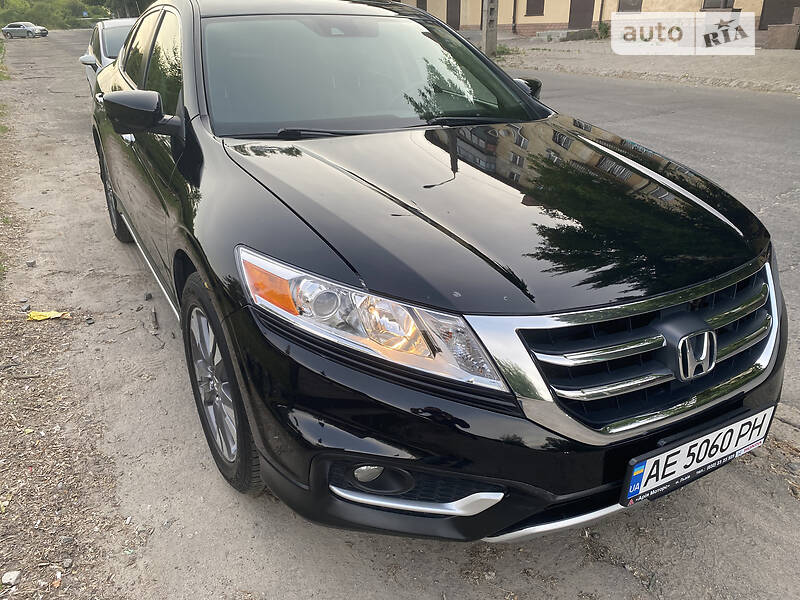 Внедорожник / Кроссовер Honda Crosstour 2013 в 