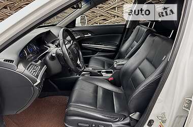 Позашляховик / Кросовер Honda Crosstour 2013 в 