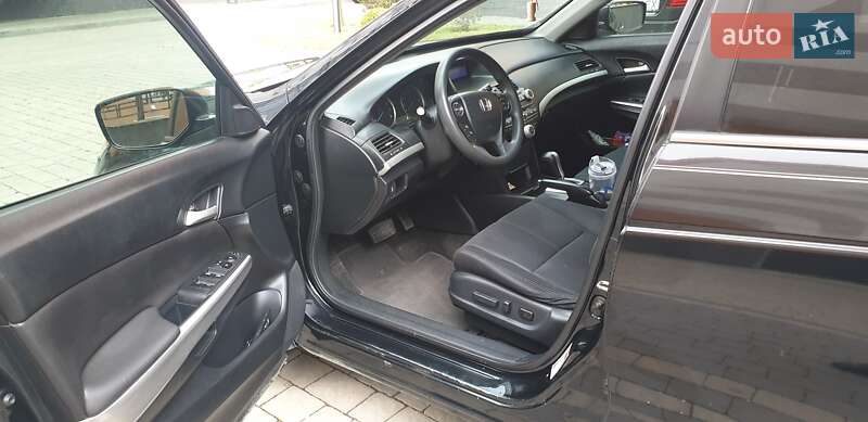 Позашляховик / Кросовер Honda Crosstour 2012 в Івано-Франківську