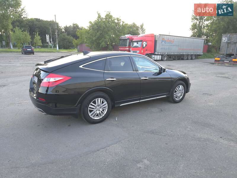Позашляховик / Кросовер Honda Crosstour 2013 в Львові