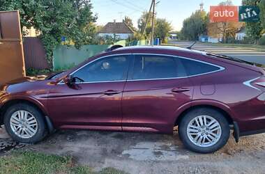 Внедорожник / Кроссовер Honda Crosstour 2012 в 