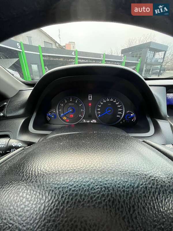 Внедорожник / Кроссовер Honda Crosstour 2011 в Черновцах