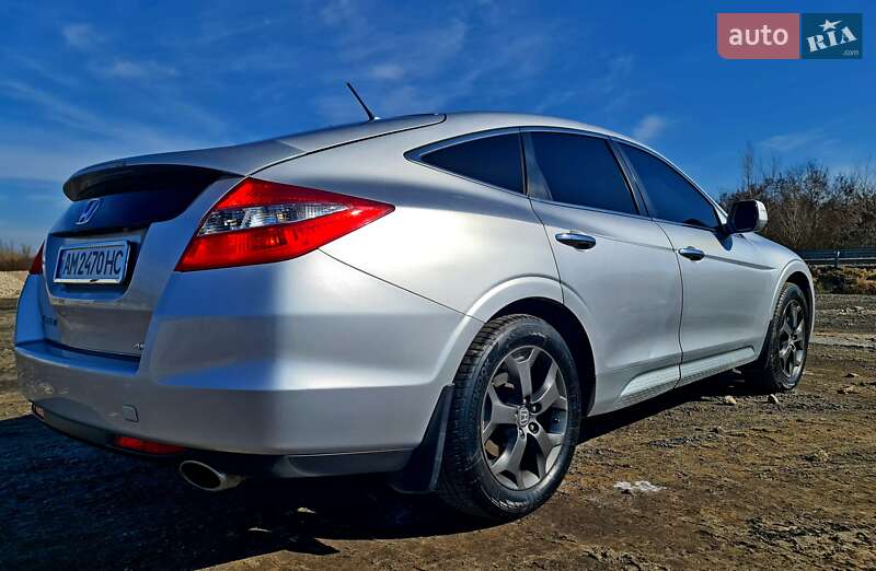 Внедорожник / Кроссовер Honda Crosstour 2011 в Житомире