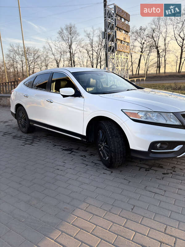 Позашляховик / Кросовер Honda Crosstour 2013 в Смілі
