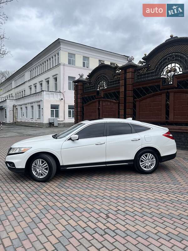 Позашляховик / Кросовер Honda Crosstour 2013 в Звягелі