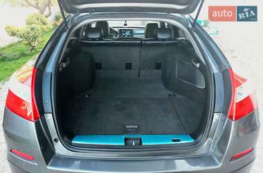 Внедорожник / Кроссовер Honda Crosstour 2013 в 