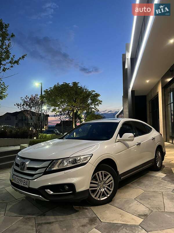 Позашляховик / Кросовер Honda Crosstour 2013 в Ужгороді фото 13 Позашляховик / Кросовер Honda Crosstour 2013 в Ужгороді
