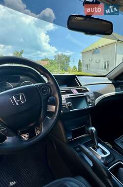 Внедорожник / Кроссовер Honda Crosstour 2013 в 