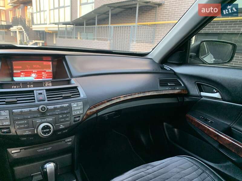 Внедорожник / Кроссовер Honda Crosstour 2010 в Жовкве
