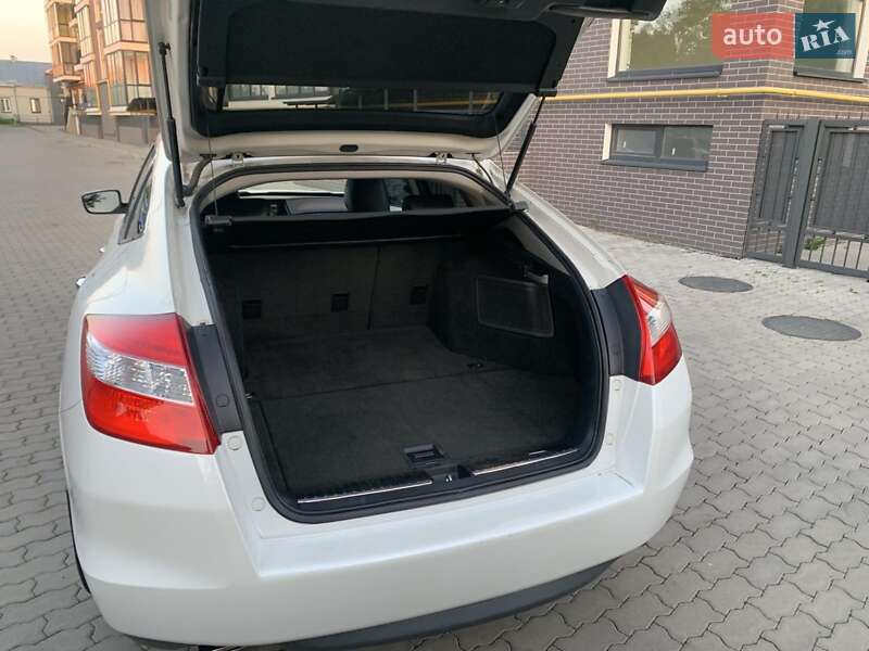 Внедорожник / Кроссовер Honda Crosstour 2010 в Жовкве