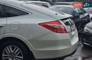 Позашляховик / Кросовер Honda Crosstour 2012 в 