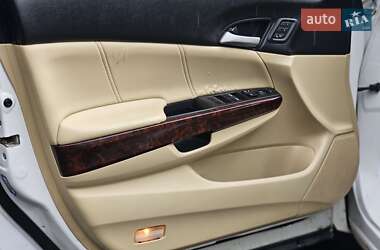 Позашляховик / Кросовер Honda Crosstour 2012 в 