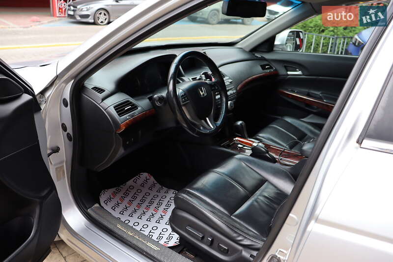 Внедорожник / Кроссовер Honda Crosstour 2011 в Львове