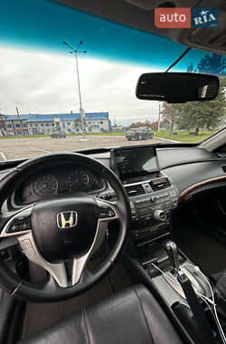 Внедорожник / Кроссовер Honda Crosstour 2012 в 