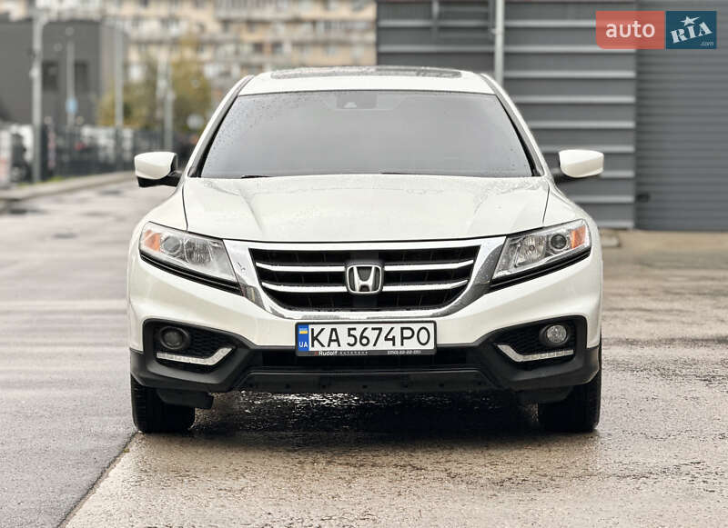 Внедорожник / Кроссовер Honda Crosstour 2014 в Киеве