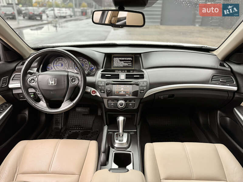 Внедорожник / Кроссовер Honda Crosstour 2014 в Киеве