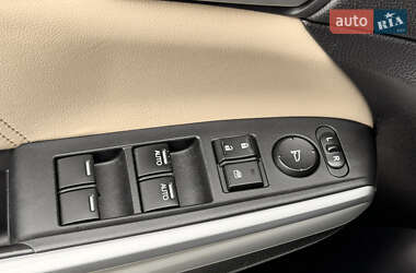 Позашляховик / Кросовер Honda Crosstour 2014 в  фото 27 Позашляховик / Кросовер Honda Crosstour 2014 в