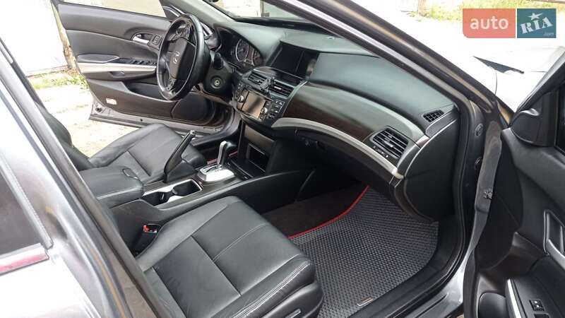 Внедорожник / Кроссовер Honda Crosstour 2014 в Хмельнике фото 29 Внедорожник / Кроссовер Honda Crosstour 2014 в Хмельнике