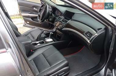 Позашляховик / Кросовер Honda Crosstour 2014 в  фото 34 Позашляховик / Кросовер Honda Crosstour 2014 в